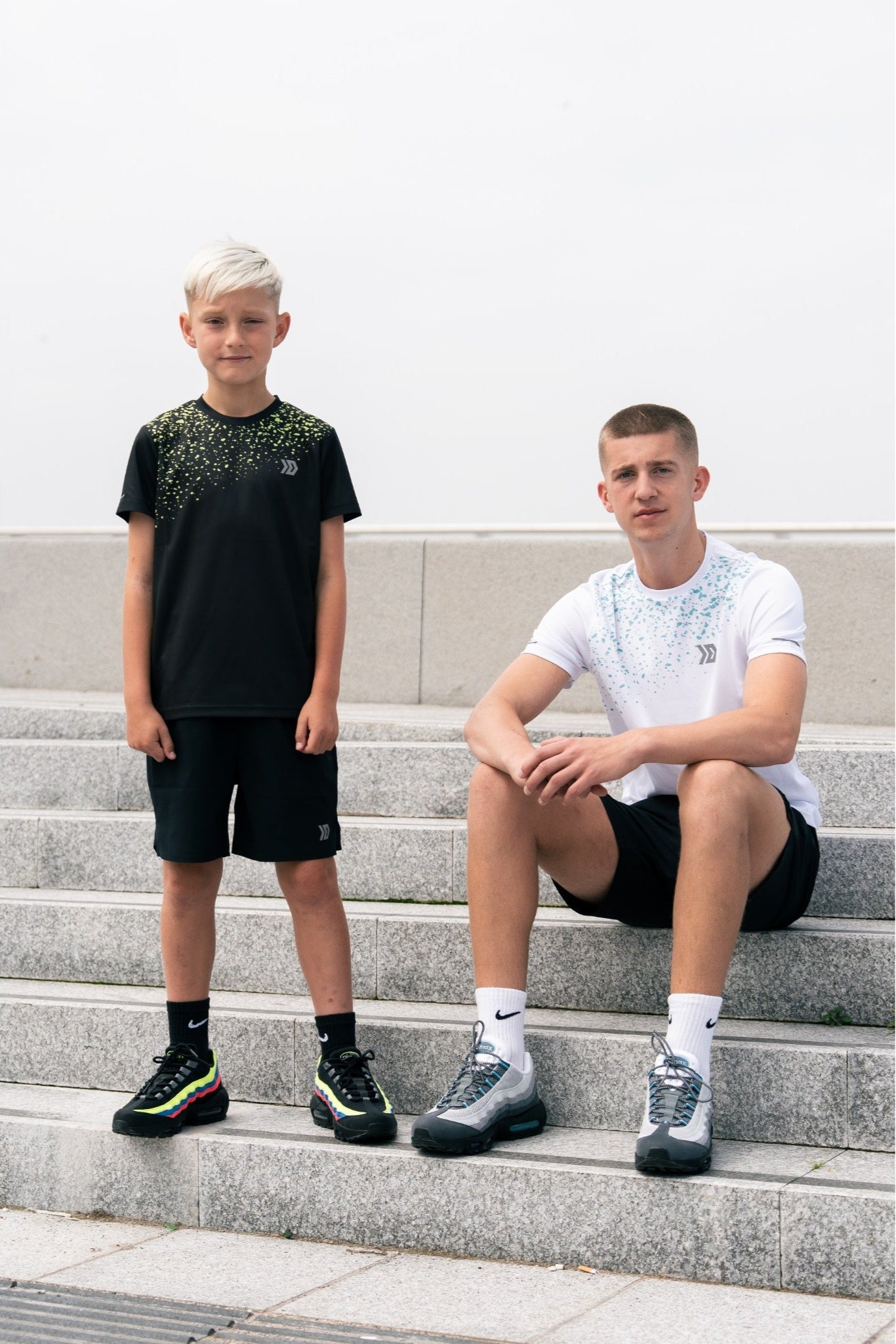 Splatter T-shirt - White/Aqua